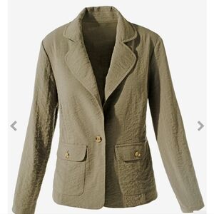 Chico's olive featherweight jacket sz 3
